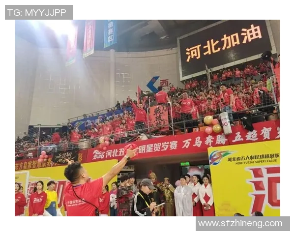 足球洛阳激情四溢球迷齐聚共庆足球盛宴展现城市风采与团结精神 足球洛阳激情四溢球迷齐聚共庆足球盛宴展现城市风采与团结精神