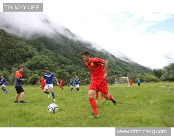 踢足球屁股的趣味挑战与技巧分享让你在球场上更具魅力和自信 踢足球屁股的趣味挑战与技巧分享让你在球场上更具魅力和自信